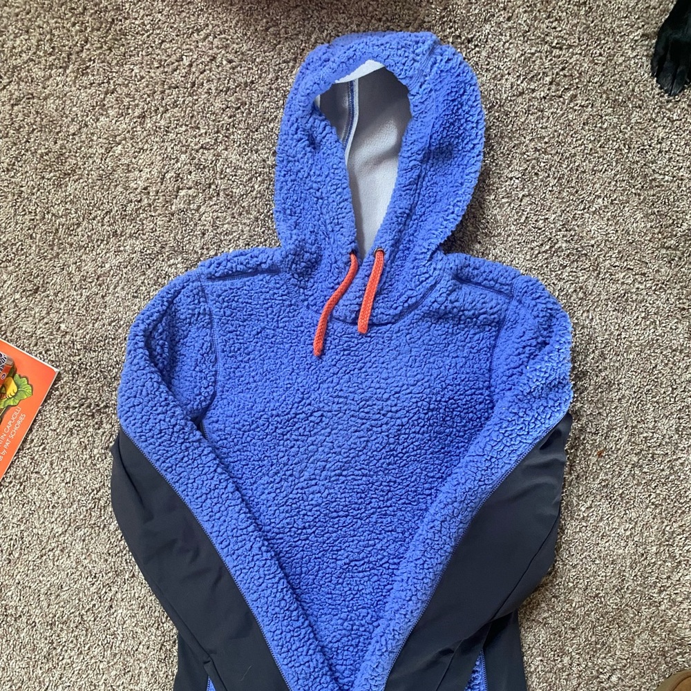Cabelas hoodie